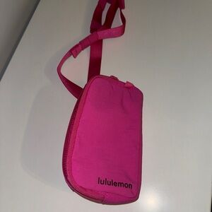 Lululemon belt bag